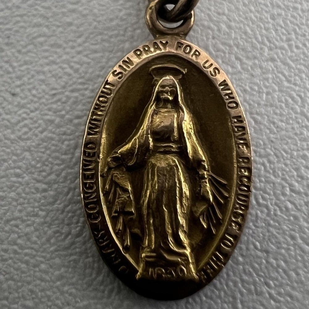 Vtg Virgin Mary Immaculate Heart Christian Medal 1830 Italy Original Gold Tone‎
